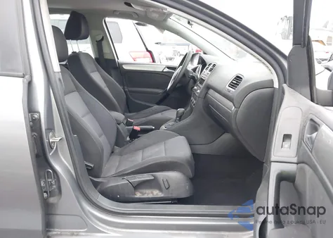 2013 Volkswagen Golf 2.5L 4-Door from USA, damaged, VIN WVWDB7AJ1DW121084